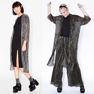 MONKI Sheer Metallic Silver Stripe Plisse Crinkle Pleated Kimono Cardigan‎ XS